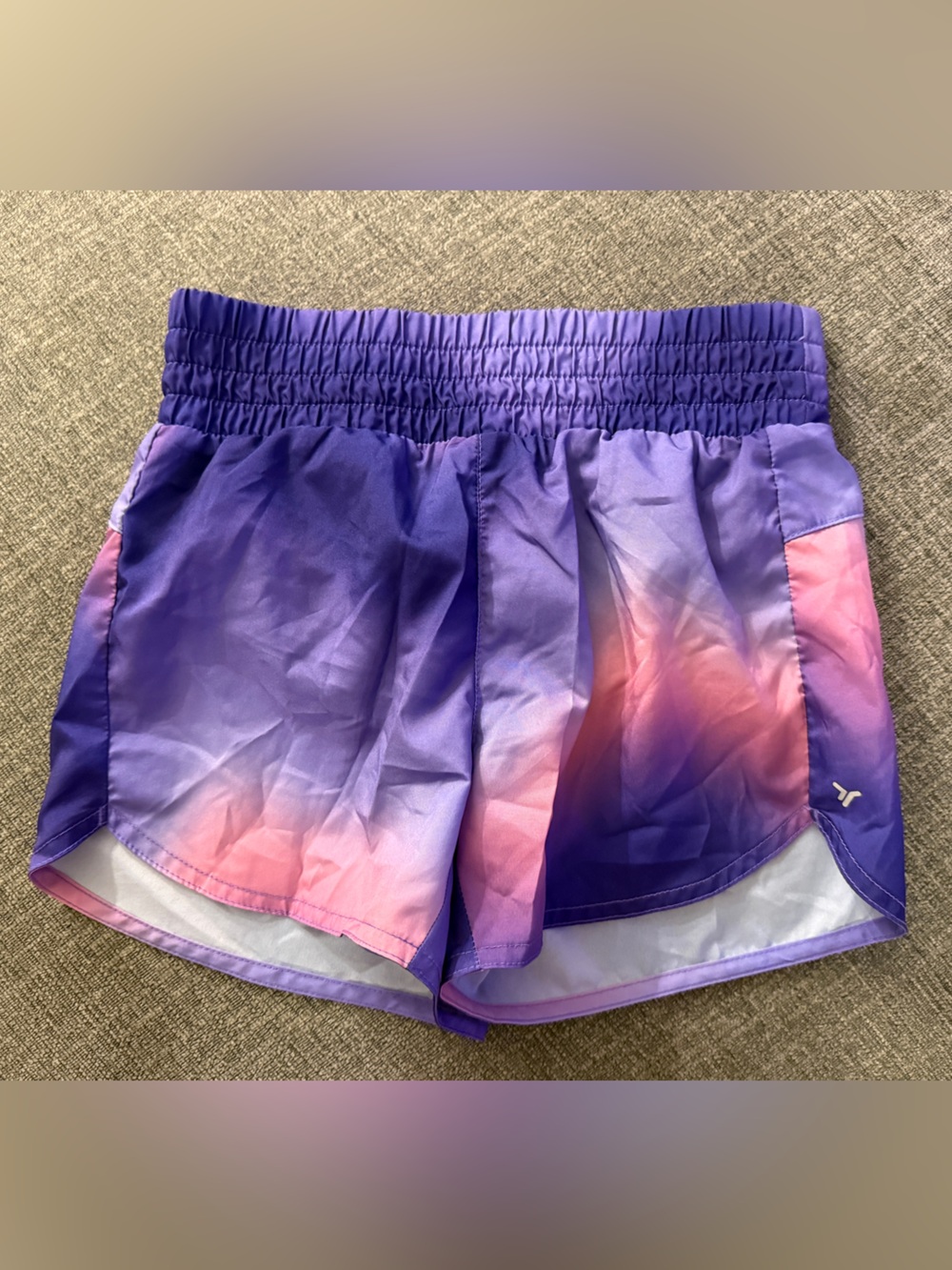 Old Navy girls active shorts